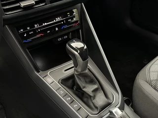 Volkswagen POLO 1.0 TSI R-Line | Automaat | Adaptive cruise | Stoelverwarming | CarPlay | Parkeersensoren voor & achter / 17