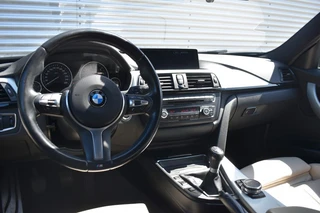 BMW 3 Serie 316I M SPORT HIGH EXECUTIVE LEDER / 18 INCH / 16