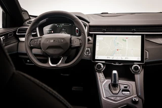 Lynk & Co 01 1.5 Plug-in Hybrid 262 Pk Zwarte Hemel | Panoramadak | 75 km Elektrisch | 360 Camera | NL Auto | 20 inch. LMV | 1e Eigenaar / 6