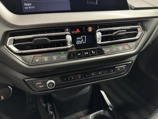 BMW 2-serie Gran Coupé 218i High Executive M Sport TREKHAAK CARPLAY NAVI ADAPTIEF CRUISE. / 37
