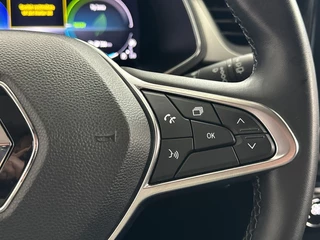 Renault Captur 1.6 E-Tech PHEV 160 Intens Groot Scherm + Navigatie | Parkeercamera | Cruise Control / 23