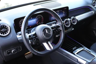 Mercedes GLB 200 d AMG Line / Keyless-Go / Winter-Paket / Multibeam LED / Camera / 54