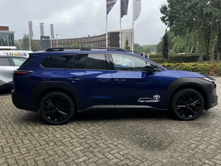 Toyota bZ4X Touring EXECUTIVE AWD 75 kWh NIEUW! PANODAK JBL-AUDIO 1500KG TREKGEW LM-VELGEN 20" 4S-BANDEN STOELVERW/KOELING STUURVERW BLIND SPOT WARMTEPOMP EL-ACHTERKLEP / 7