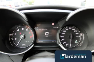 Alfa Romeo Giulia 2.9 V6 Quadrifoglio H/K Driver assist. / 23