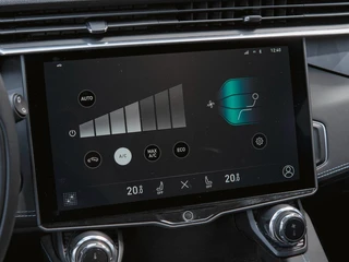 Lynk & Co 01 1.5 | Black Edition | Panoramadak|360° Camera|ACC|Stoelverwarming|Navi|Carplay / 17