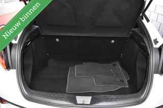 Toyota C-HR 1.8 Hybrid Executive MATRIX/LED/CAMERA/VOL MET OPTIES! / 23