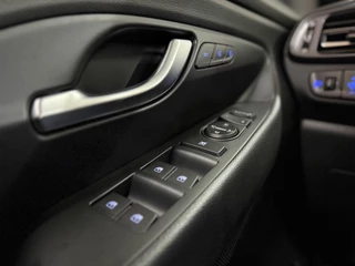 Hyundai I30 N-Line 1.0 T-GDi 120PK MHEV | Digital Dash | Sport Pack | Comfort Pack | Lane Assist | Drive Select | Camera | NAVI | / 39