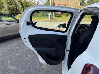 Peugeot 108 1.0 e-VTi Active  5-Deurs/Airco/Mistl / 25
