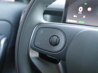 Leapmotor B05 ProMax Design 67.1 kWh | Panoramadak | Elektrisch verstelbare stoelen | Stuurwiel verwarming | Apple carplay/Android auto | Sfeerverlichting | Regensensor | Privacyglas | 19 inch lichtmetalen velgen / 21
