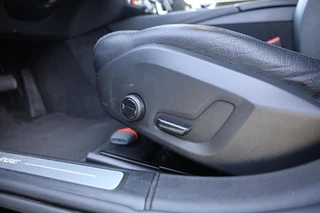 Volvo V90 2.0 T6 Plug-in hybrid AWD Essential Bright|Apple carplay|Navi|Automaat| / 26