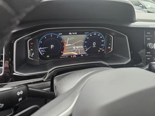 Volkswagen Polo 1.0 TSI 110 PK IQ Light | Camera | Carplay | Stoelverwarming / 17