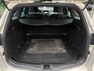 Ford Focus Wagon 1.0 ST-Line Cruise Navi Airco Carplay / 44