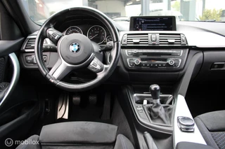 BMW 3-serie Touring 316i M Sport Edition High Executive/Trekhaak/Xenon/Navi/ / 22