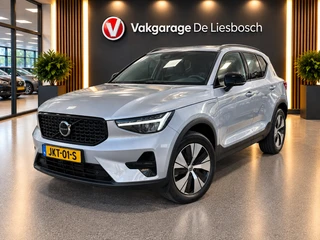 Volvo XC40 1.5 T4 Plug-in hybrid Plus Dark / Panorama-dak / Harman-Kardon / camera / stuur en stoel verwarming