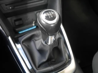 Mazda 2 1.5 Skyactiv-G Dynamic / 27