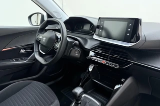 Peugeot 2008 1.2 PureTech Active Pack | Climate Control | Full map navigatie | Apple Carplay/Android Auto | Cruise Control / 15