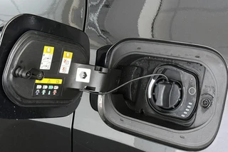 Jeep Compass 4xe 240 Plug-in Hybrid Electric S Stuur-Stoelverwarming Leder Memory Keyless 19" / 30