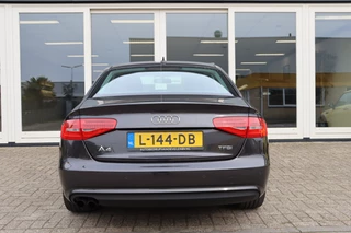 Audi A4 Limousine 1.8 TFSI,**Nieuwe Motor** Automaat Cruise Control, Airco, PDC V+A, Navi, Prijs Is Rijklaar Inclusief 6 Maanden Garantie / 7