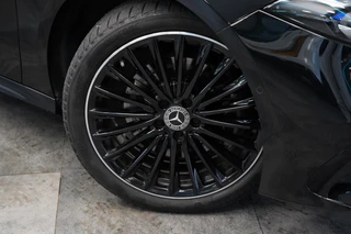 Mercedes-Benz A-Class 250 e Star Edition LIMITED ACC PDC Panoramadak Sfeerverlichting AMG NAP / 4