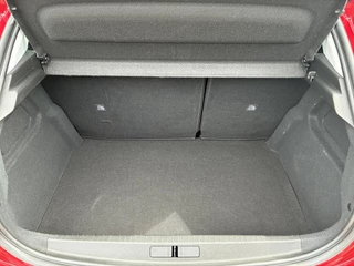 Opel Corsa 1.2 Turbo Elegance | Airconditioning | Navigatie | Elektrisch Pakket | Cruise control | LM-Velgen | Parkpilot / 44