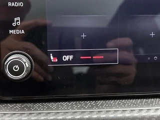 Skoda Kamiq 1.0 TSI Monte Carlo | Panodak | CarPlay | Stoelverwarming | Virtual Cockpit / 20