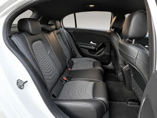 Mercedes-benz A-klasse Progressive | Camera | Navigatie | Half leder Sportstoelen / 15