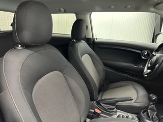 Mini 3-Deurs 1.5 Cooper Business Edition NAVI CARPLAY CRUISE LM 48000 KM. / 14