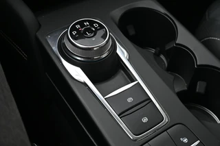 Ford Kuga 2.5 PHEV Vignale / 17