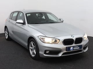 BMW 1-serie 118i | Stoelverwarming | Cruise Control | Parkeersensoren | Navigatie / 13