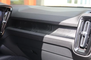 Volvo XC40 T4 Recharge Core Bright | Stoelverwarming | Trekhaak | Parkeercamera  | Keyless / 39