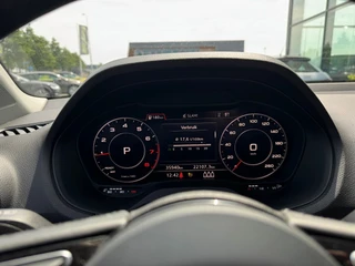 Audi Q2 35 TFSI * Panoramadak * Virtual Cockpit * Keyless * Leder / 24