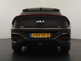 Kia EV6 GT-Line Business Edition 84 kWh  Navigatie - Stoelverwarming - Stuurverwarming - Achteruitrijcamera - Fabrieksgarantie t/m 2033 / 7