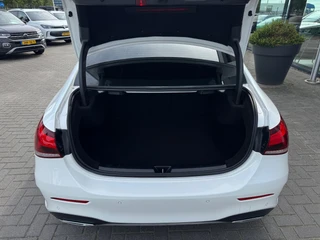 Mercedes-Benz A-klasse 200 AMG Edition Premium Plus * Camera * Carplay * 18 Inch / 16