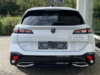 Peugeot 308 SW 1.2T 130pk Automaat Allure | AGR Comfortstoel | Camera voor & achter | Stoelverwarming | Navi | Keyless Entry / 12