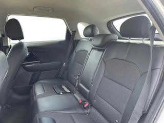 Kia Niro 1.6 GDi PHEV DynamicLine | Climate control | Adaptive cruise control | Stoel + stuur verwarming / 11