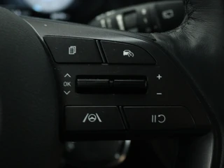 Hyundai i20 1.0 T-GDI Comfort Plus Automaat Carplay navigatie | Camera | Cruise control / 24