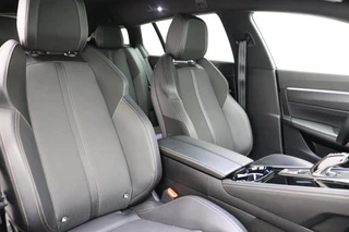 Peugeot 508 SW 1.6 HYbrid GT | Nieuwe tractiebatterij | 225pk | 18" LM Velgen | Camera | Dodehoek Detectie | Full LED | Lane Assist | Navigatie | Afneembare trekhaak / 11