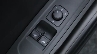 Škoda Fabia 1.0 TSI Selection Private Lease 399,- | Carplay | Airco | / 18
