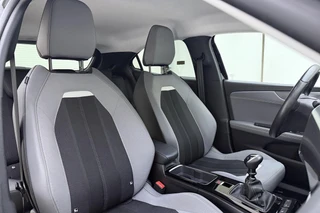 Opel Mokka 1.2 100pk Business Elegance | Navigatie | Achteruitrijcamera | Climate control | Cruise control | Stoel- en stuurverwarming | Lichtmetalen velgen / 11