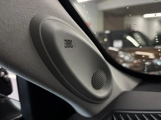 Toyota Highlander 2.5 AWD Hybrid Premium | Navigatie | JBL-Audio | Parkeersensoren | Achterklep Elektrisch | ( Vestiging - Nieuwegein ) / 16
