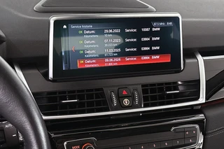 BMW 2-serie Gran Tourer 216i Business Edition Plus Trekhaak Stoelverwarming Head-Up Harman Kardon / 31