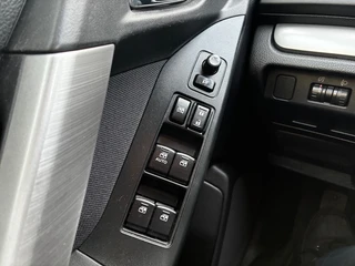 Subaru Forester 2.0 LUXURY / 24
