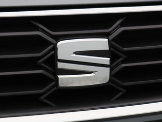 SEAT Arona 1.0 TSi 115 Pk Fr Business Intense | Carplay | Cruise Control | Climate Control | Camera | Parkeersensoren | 17 Inch / 12