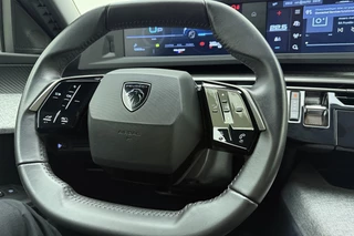 Peugeot 5008 1.2 Hybrid 145 Allure 7p | Climate & Cruise Control | 7-Zitter | Achteruit Rijd Camera | AppleCarplay/ Android Auto | / 19