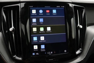 Volvo XC60 2.0 B4 MHEV 197PK Momentum 2WD Dealeronderhouden | Apple Carplay / Android Auto / 14