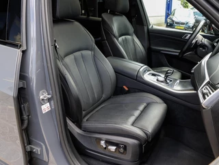 BMW X5 M50i 530pk | Achterasbesturing | Laser | ACC | Sky Lounge | Grigrio Telesto / 9