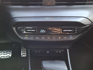 Hyundai Bayon 1.0 T-GDI Premium Automaat Stoel/Stuurverw. Carplay Camera 1Eig / 28