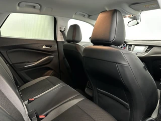 Opel Grandland X 1.2 Turbo Ultimate|Stuur/Stoelverwarming|Carplay|Climate/Cruisecontrol| / 17
