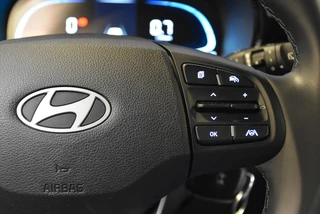 Hyundai i10 1.0i Automaat Comfort Smart Navi | Camera / 19