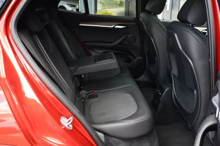 BMW X2 xDrive25e M-Sport  | Pano | HUD | Sunset orange | 19 inch | Camera / 25